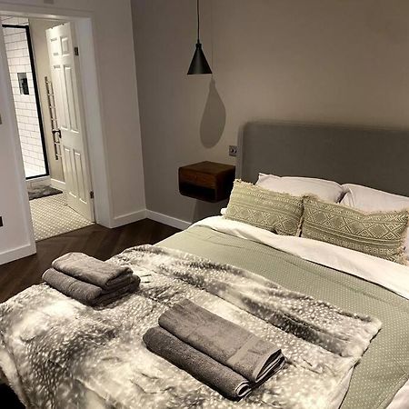 The Retreat, Luxury Studio Apartment In Bath With Parking Εξωτερικό φωτογραφία
