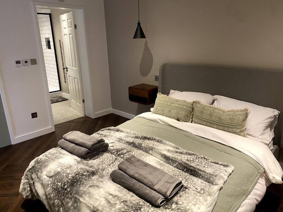 The Retreat, Luxury Studio Apartment In Bath With Parking Εξωτερικό φωτογραφία